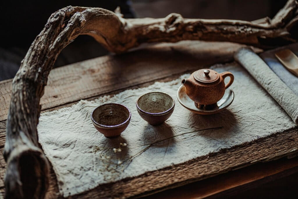 Traditional Tea House Ceremony Pot and Cups